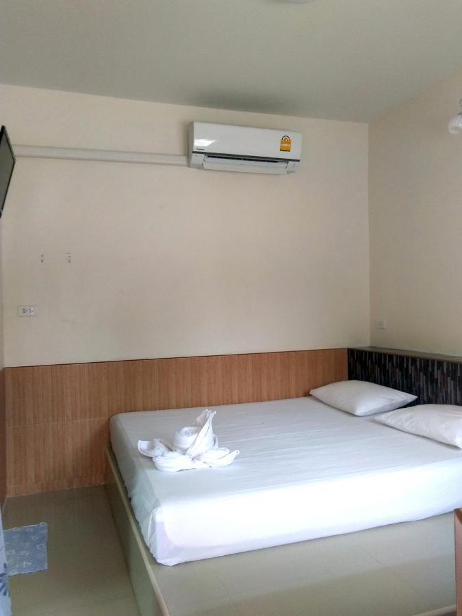กู๊ดวิวสัตหีบ Hotel ภายนอก รูปภาพ