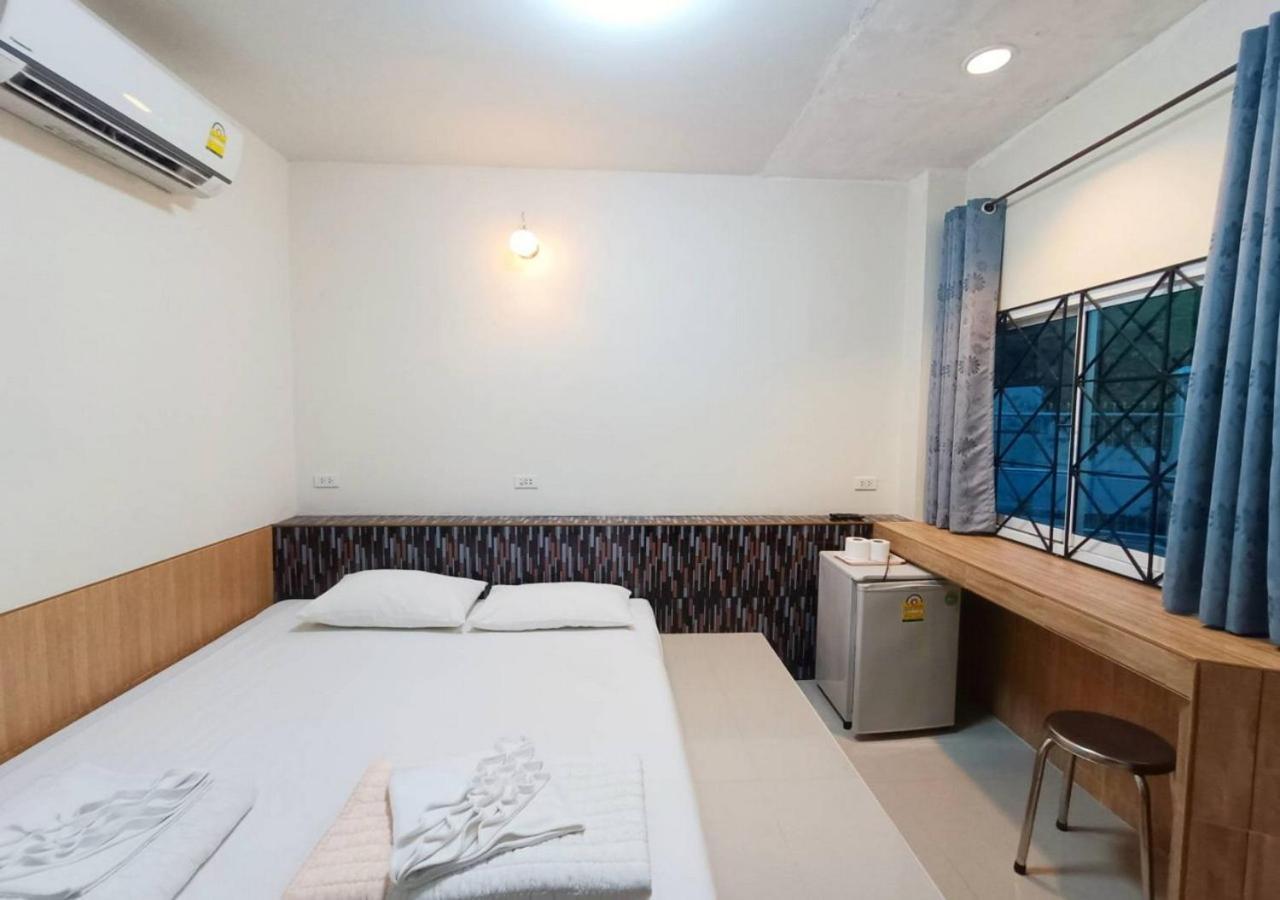 กู๊ดวิวสัตหีบ Hotel ภายนอก รูปภาพ
